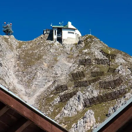 Cafe Alpina Гостевой дом