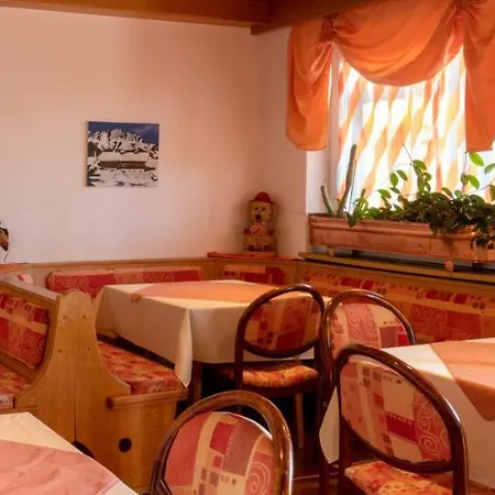 Cafe Alpina Инсбрук