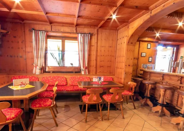 Cafe Alpina Гостьовий будинок